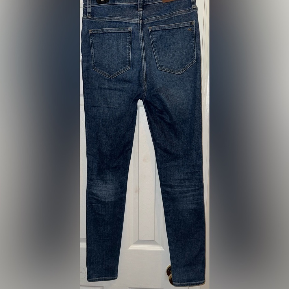 Madewell 10” High Rise Skinny Medium Wash Jeans Size 26T - Picture 9 of 9